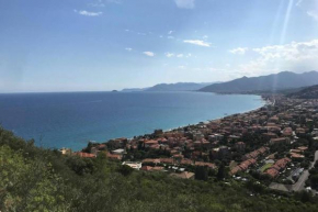 Casa indipendente su due livelli in Liguria-vista mare 6-7 Posti, Magliolo